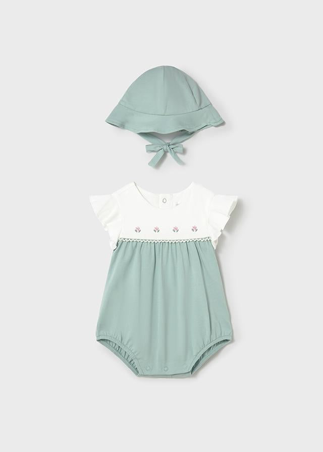 Pagliaccetto fiorellini con cappello neonata 
