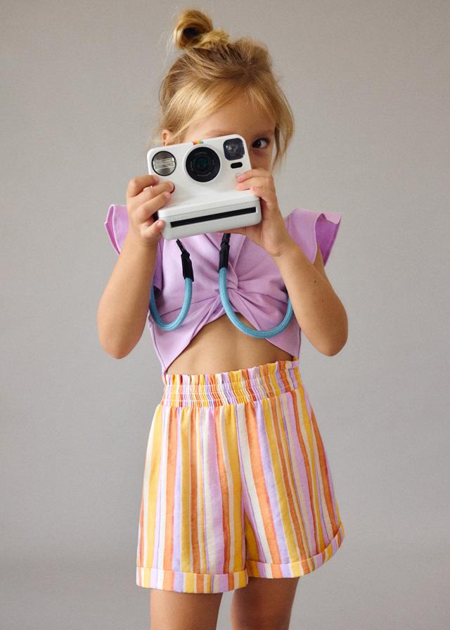 Completo shorts a righe e maglietta bambina 