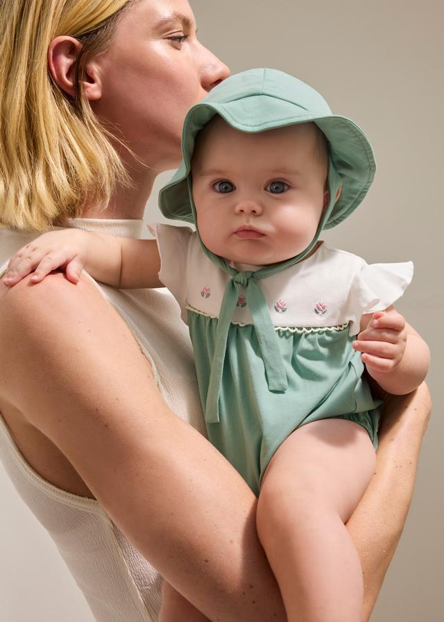 Pagliaccetto fiorellini con cappello neonata 