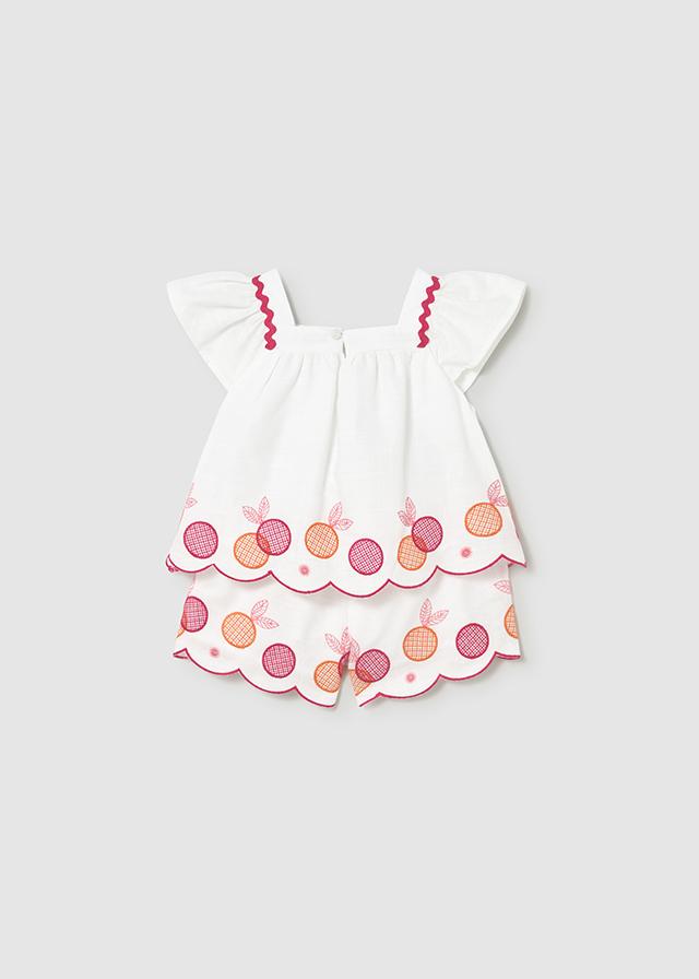 Completo con bermuda e blusa ricamata neonata 