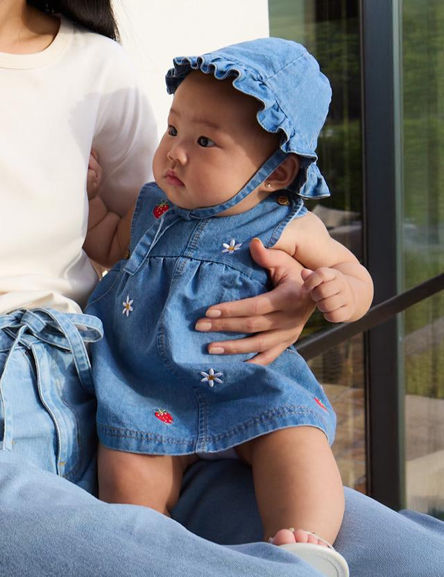 Vestito fragola in denim neonata 